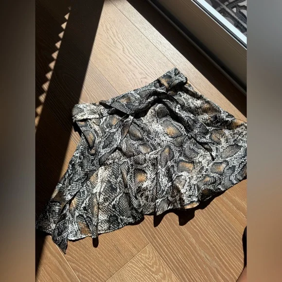 Zara Black and Brown Snake Print Mini Skirt - Picture 3 of 9